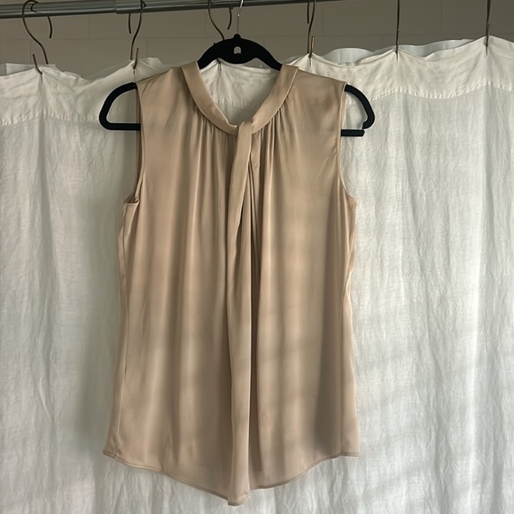 Huge Boss Oyabo crepe de chink stretch silk knotted blouse - Picture 3 of 5